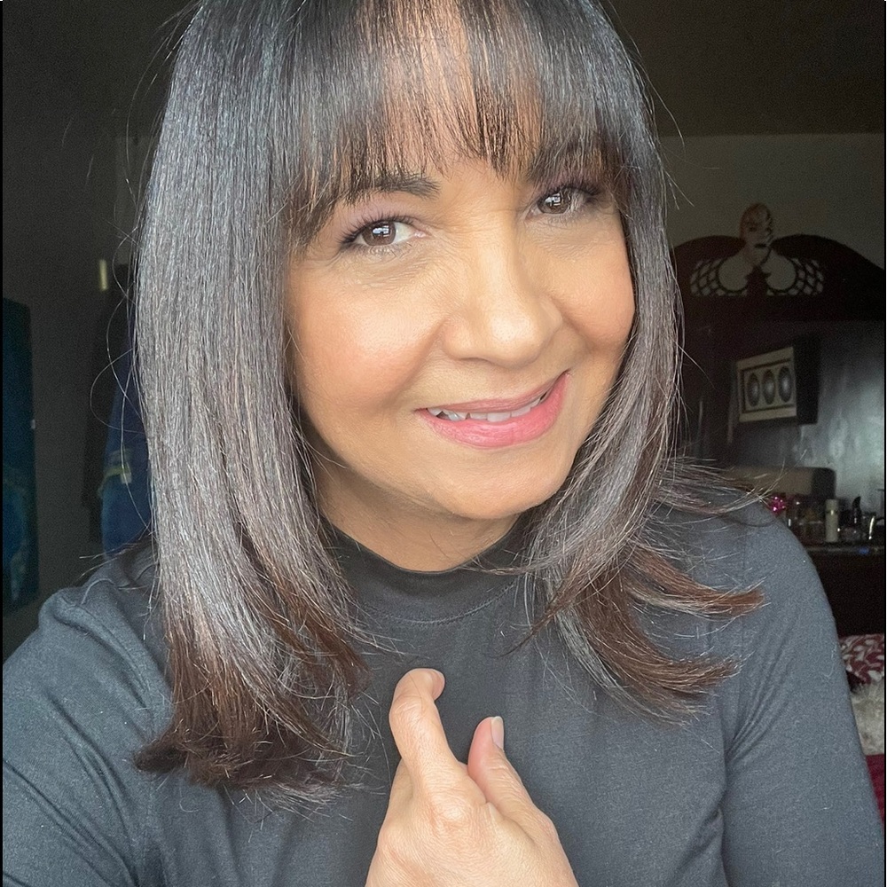 Meet your Posher, Palmira
